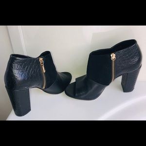 Trina Turk Los Gatos Peep toe booties, size 7 1/2